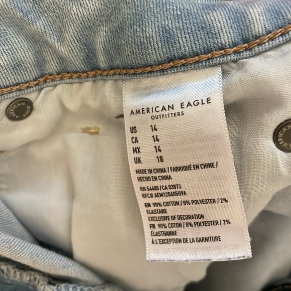 American Eagle Jean Shorts - Picture 3 of 4